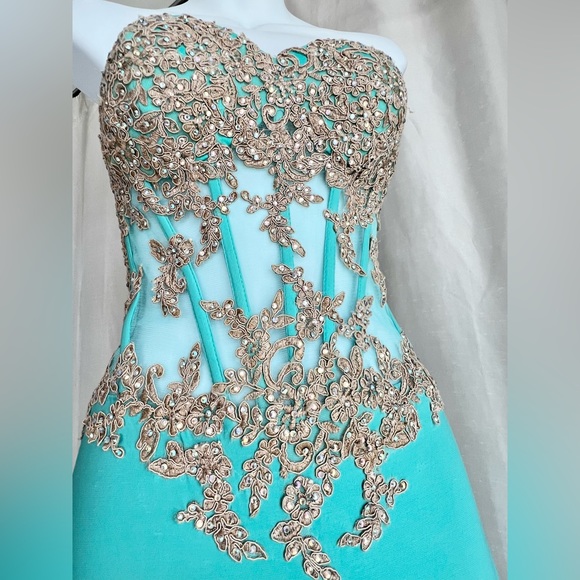 Prom Gown Glow by Colors Size 6, Tiffany Turquoise with Rose Gold Lace Bodice - Picture 5 of 17